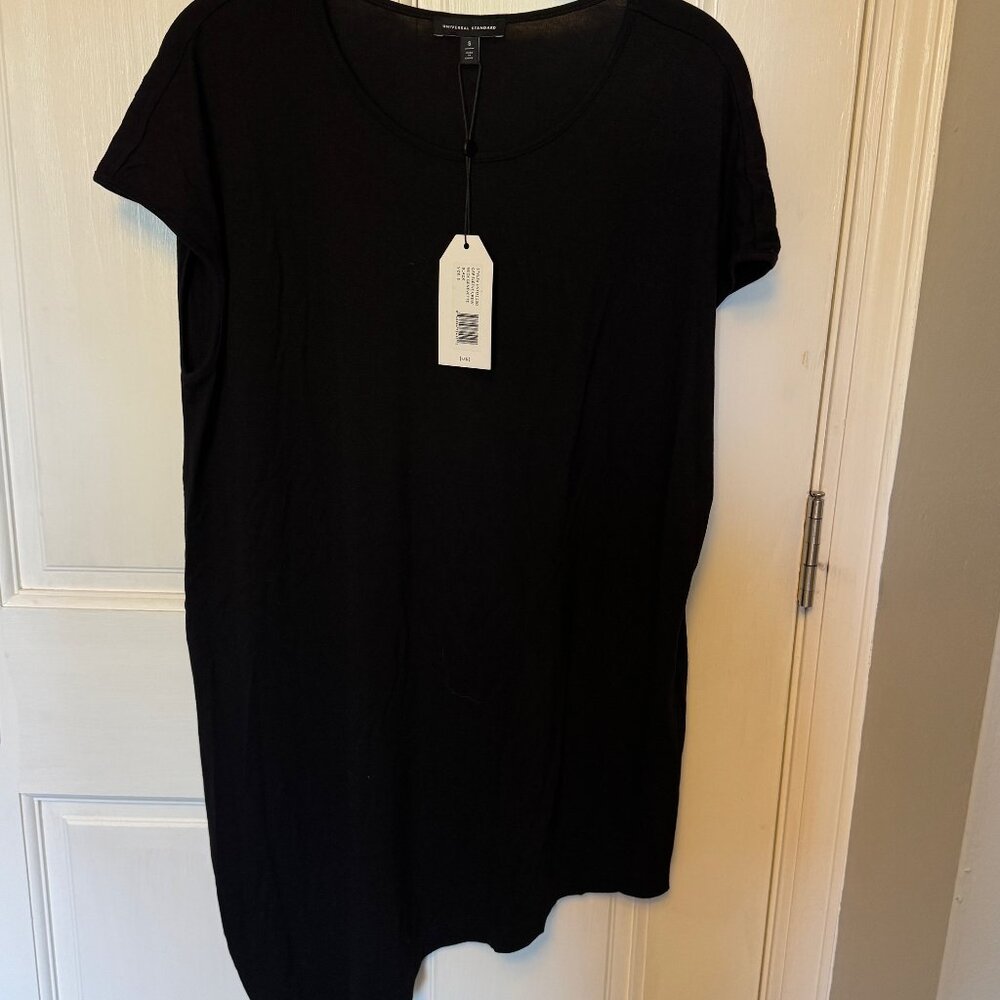 Liquid Jersey Crew Neck Genevette Cap Sleeve Top by Universal Standard